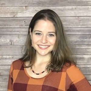 Meet your Posher, Laura